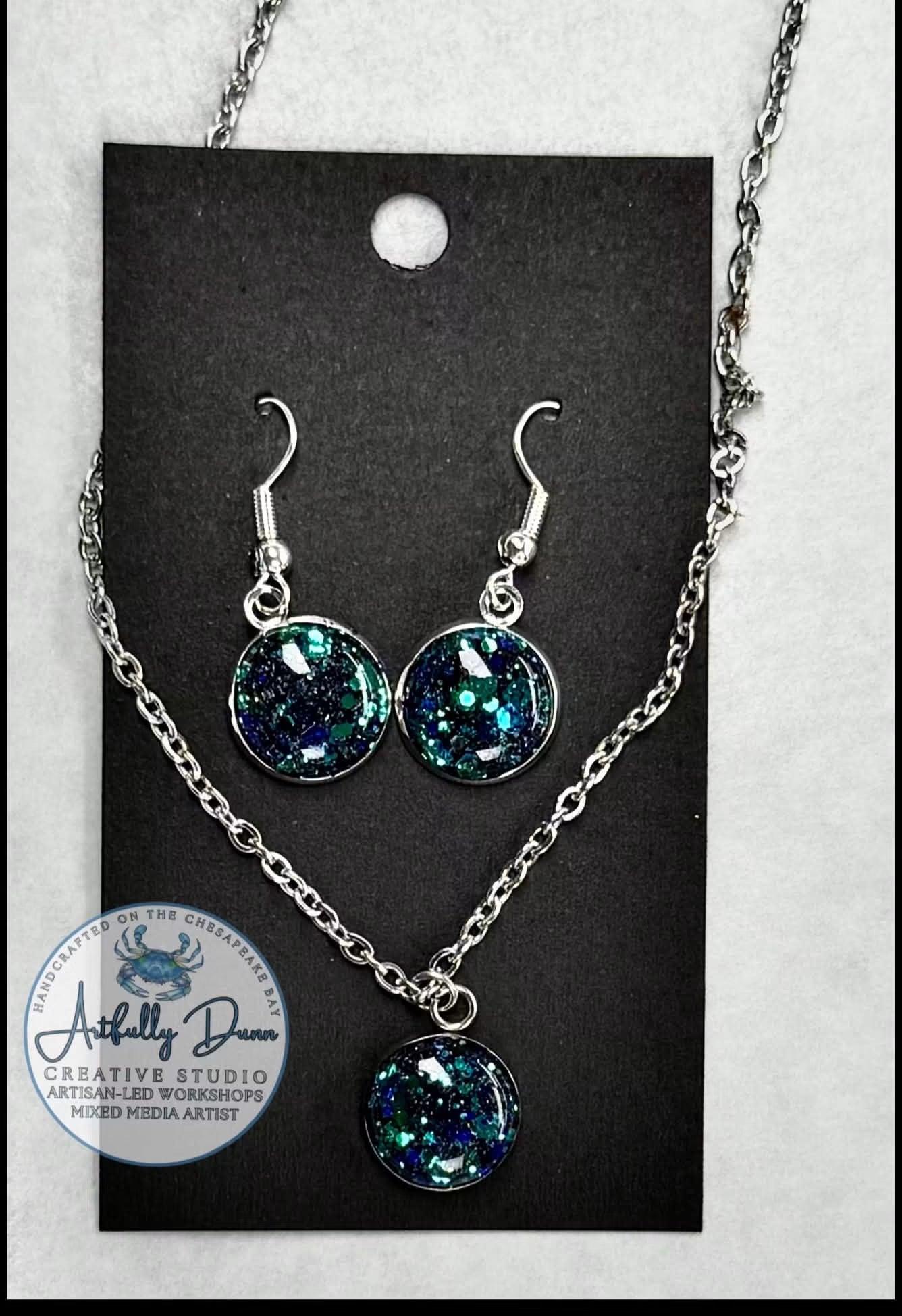 8/5/2026 7:00-9:00 PM • ✨💎🌊 RESIN JEWELRY WORKSHOP 🌊💎 🎨 Create One-of-a-Kind Wearable Art!